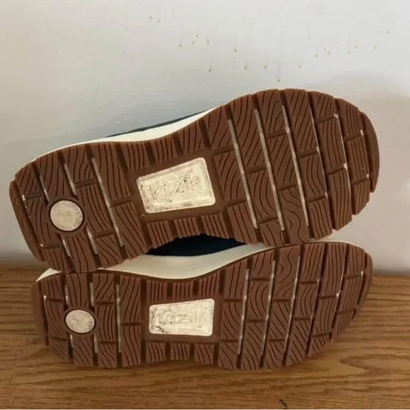 Kizik Wasatch Shoes - Picture 3 of 4